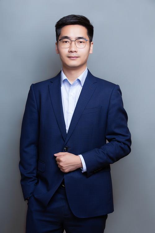 杨小琦 调色与视觉增强负责人